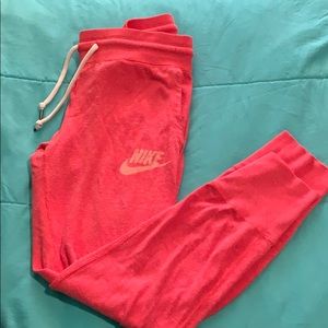 Women’s Nike jogger sweats